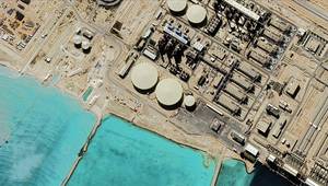 Qatar's Ras Laffan Oil Refinery from a bird's eye view in the Persian Gulf
Copyright ppicass/AdobeStock