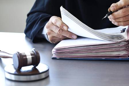 Icahn Sues Oxy Over 'Misguided' Anadarko Deal