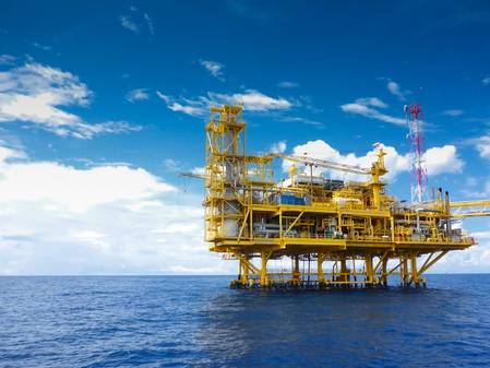 Oil Rises 2 Percent