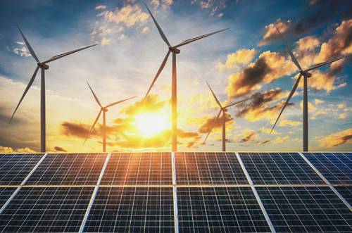 Wind and solar power: much more power needs to be generated from these sources in order to meet the targets set for 2030 by the Paris Agreement on climate change, according to DNV GL.

(Photo © Adobe Stock / lovelyday12)