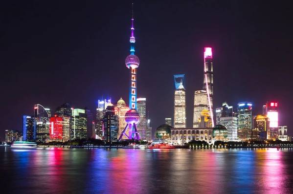 Shanghai - Image by daizuoxin / AdobeStock