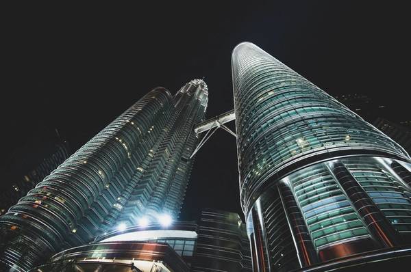 Petronas towers - Credit: Iarygin Andrii/AdobeStock
