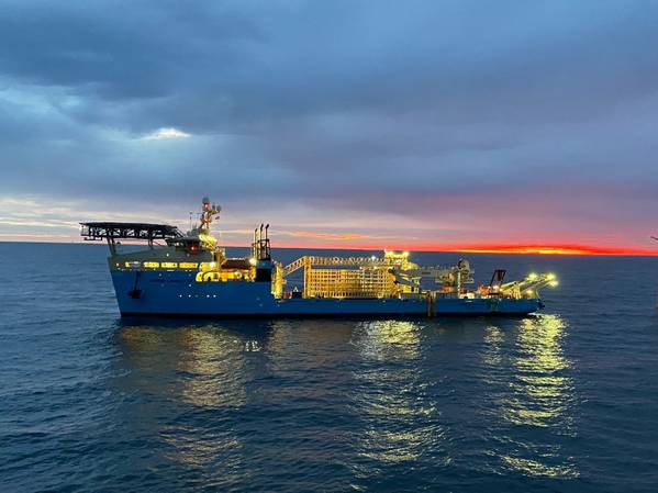 Maersk Connector ©Seaway 7