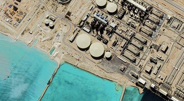 Qatar's Ras Laffan Oil Refinery from a bird's eye view in the Persian Gulf
Copyright ppicass/AdobeStock
