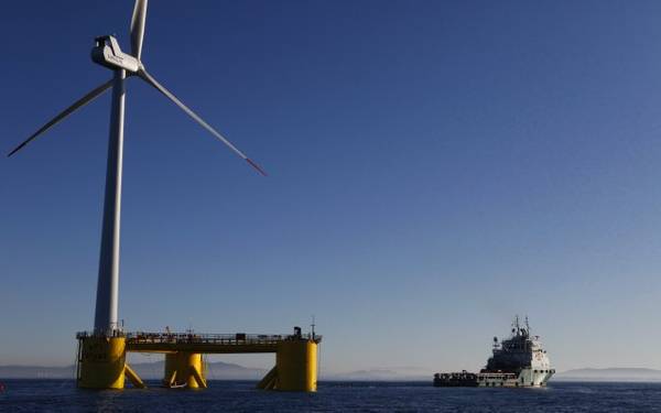 Installation of the Windfloat Prototype in Portugal, in 2011 (Photo: Bourbon Subsea Services)