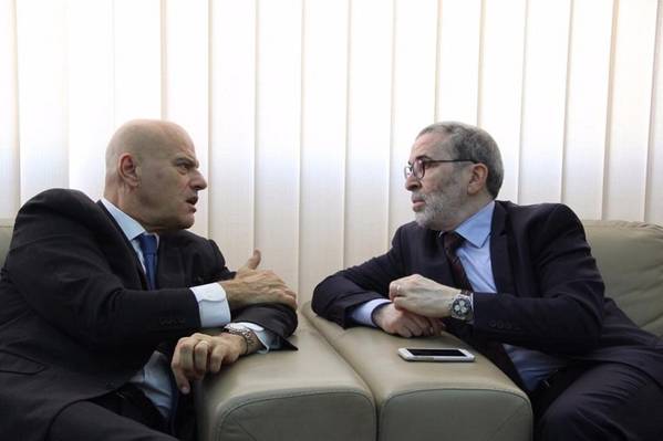 Eni CEO Claudio Descalzi (left) with NOC Chairman Mustafa Sanalla (Photo: NOC)