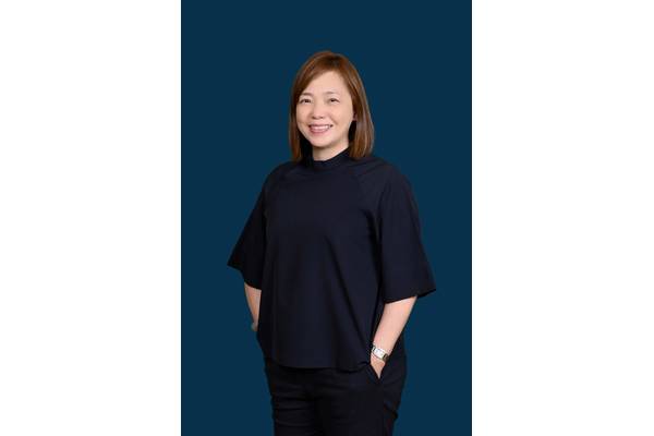 “You need all hands on deck to support this: the owners, charterers, bankers and even the governments: all need to have a skin in this decarbonization journey.”
– Caroline Yang, CEO, Hong Lam Marine & President, Singapore Shipping Association [SSA]. 
Image courtesy Hong Lam Marine