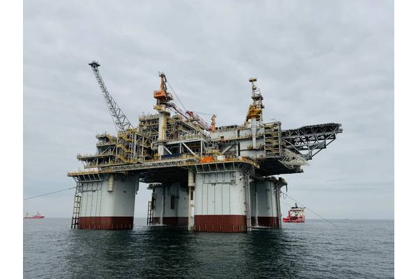 Scarborough FPU floatover operation (Credit Woodside Energy)